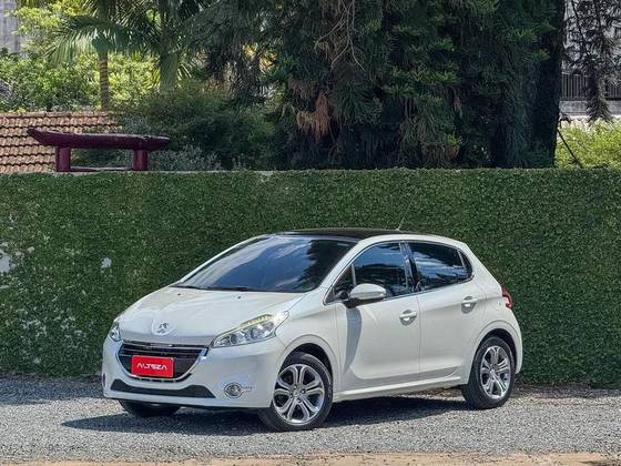 PEUGEOT 208 1.6 GRIFFE 16V FLEX 4P AUTOMÁTICO